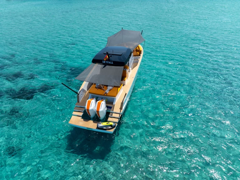 Tesoro T40 da affittare a  Mahón