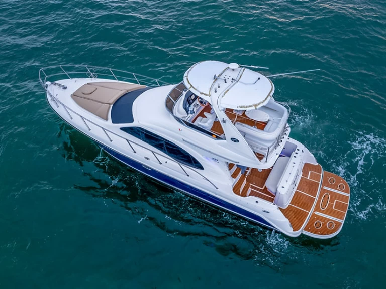 Noleggio barche Sea Ray Sea Ray 400 Sedan Bridge a Miami Beach su Samboat