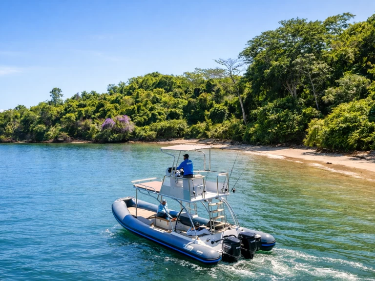 Noleggiare una Zodiac Zodiac 28 FT a Coco Bay