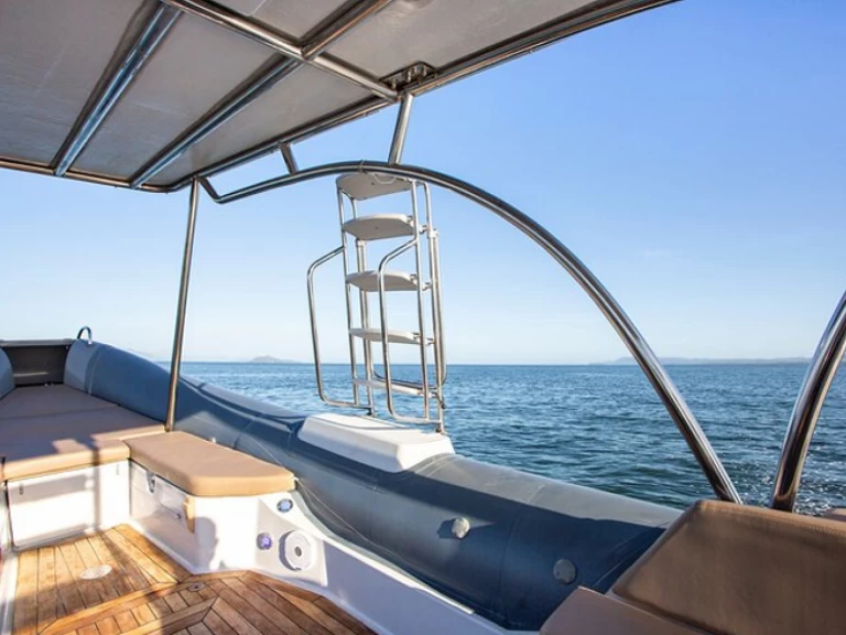 Noleggio Gommone con o senza skipper Zodiac a Coco Bay