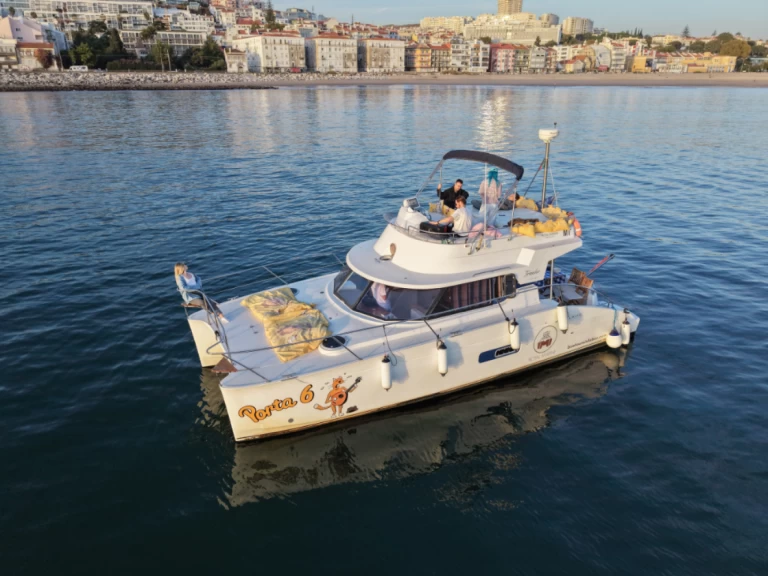 Noleggio Barca a motore Fountaine Pajot con patente nautica