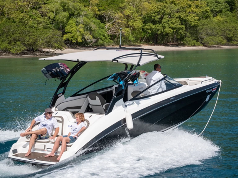 Noleggio a Coco Bay – Jet Boat Jet Boat 24 FT  su SamBoat