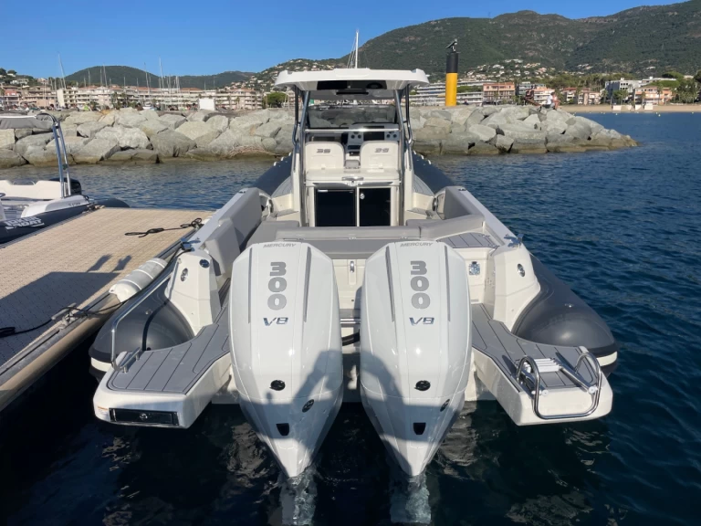 Joker Boat clubman 35 da affittare a  Cavalaire-sur-Mer