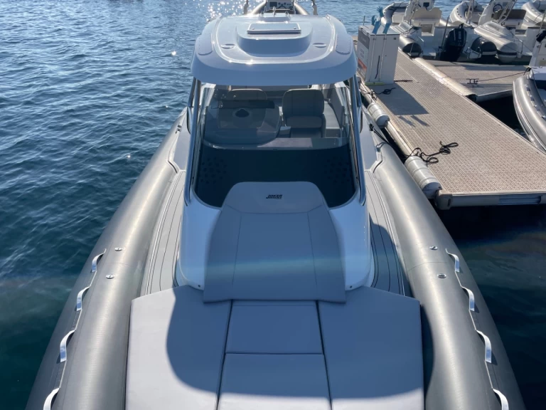 Noleggiare una Joker Boat clubman 35 a Cavalaire-sur-Mer