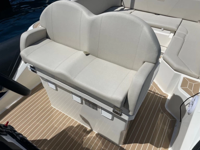 Gommone a noleggio a Cavalaire-sur-Mer al miglior prezzo