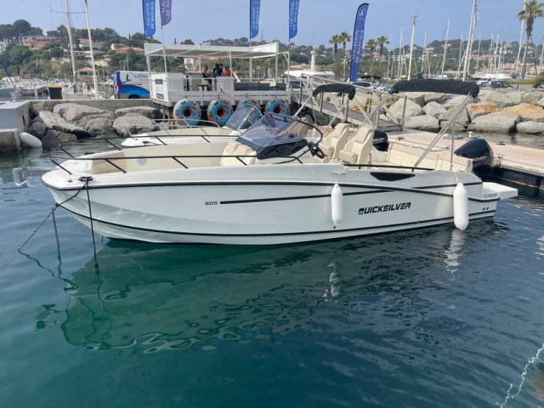 Noleggiare una Quicksilver QUICKSILVER 805 a Cavalaire-sur-Mer