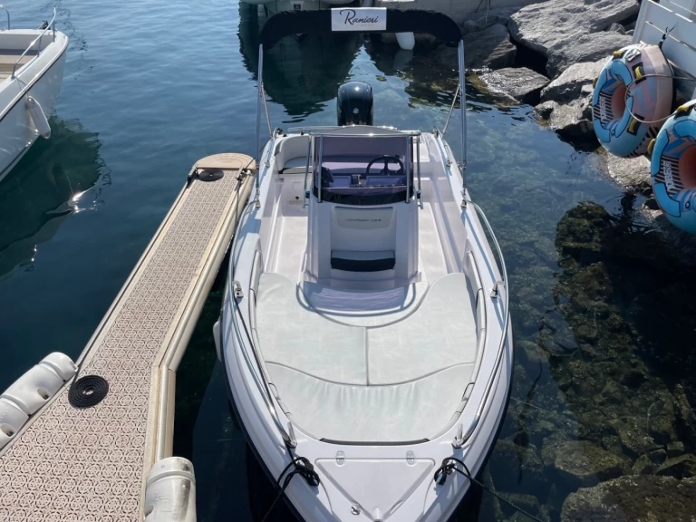 Noleggio a Cavalaire-sur-Mer – Ranieri Voyager 19 S su SamBoat