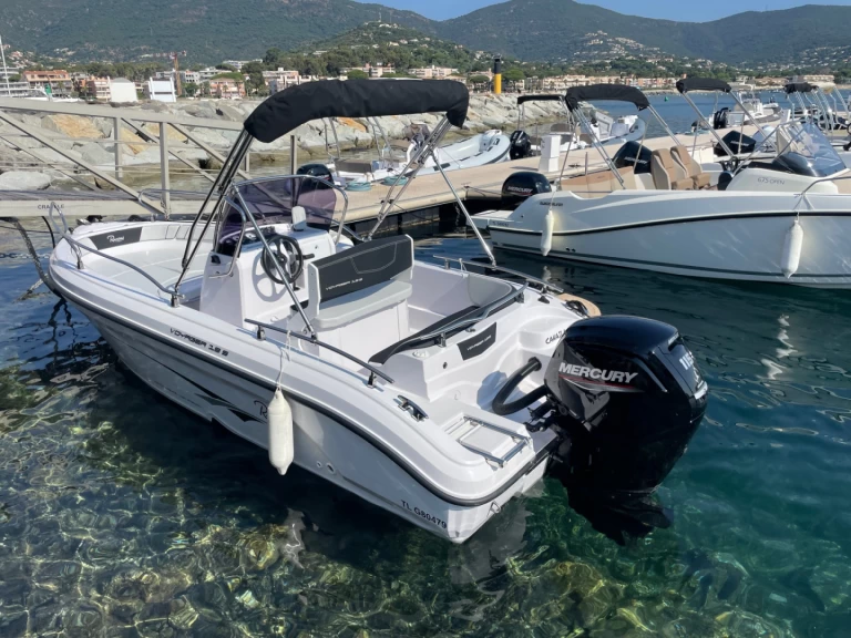 Noleggio barche Cavalaire-sur-Mer economico Voyager 19 S