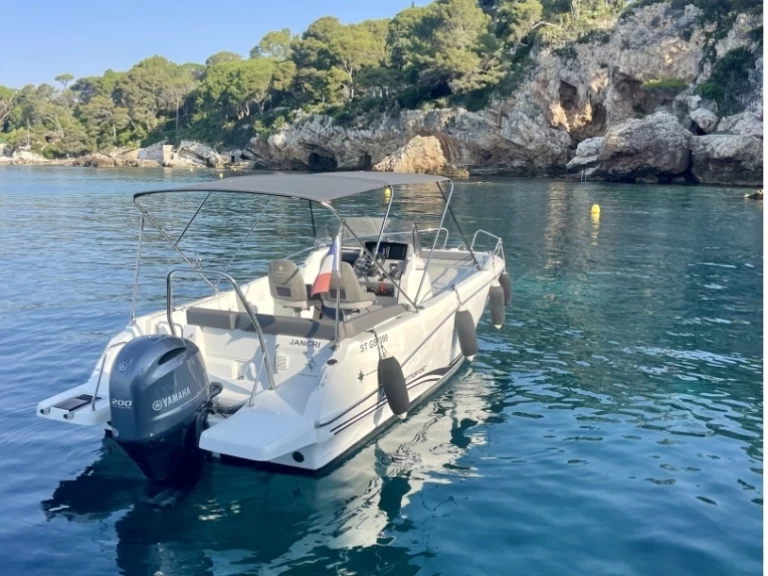 Noleggio Barca a motore con o senza skipper Jeanneau a Antibes