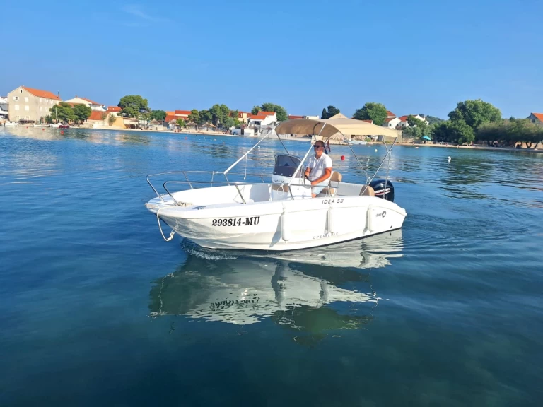 Idea Marine 53 da affittare a  Betina