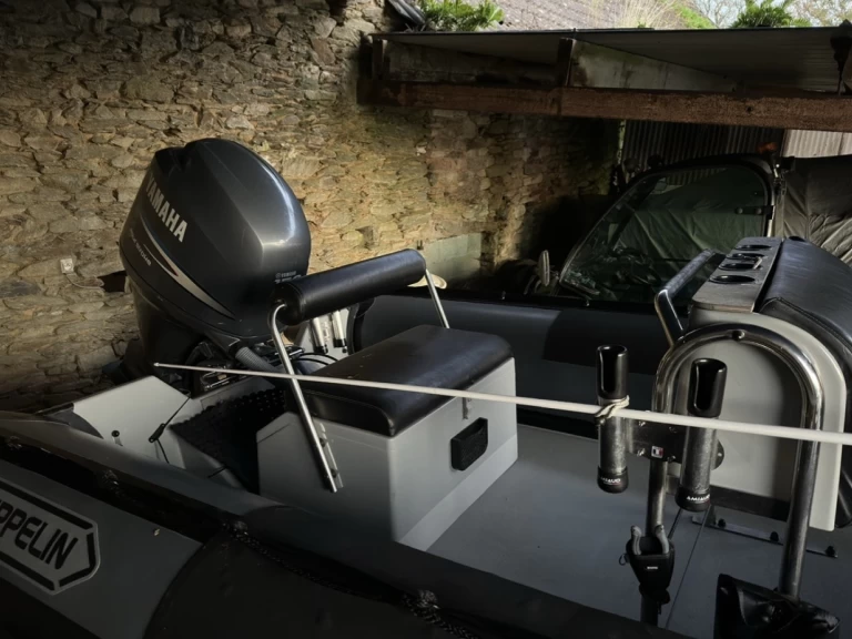 Gommone a noleggio a Cherbourg-en-Cotentin al miglior prezzo