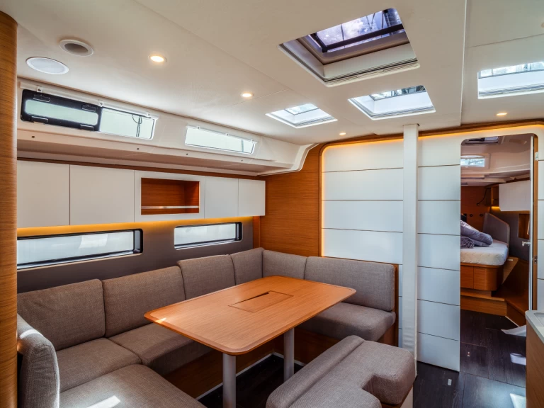 Noleggio barche Olbia economico Dufour 41