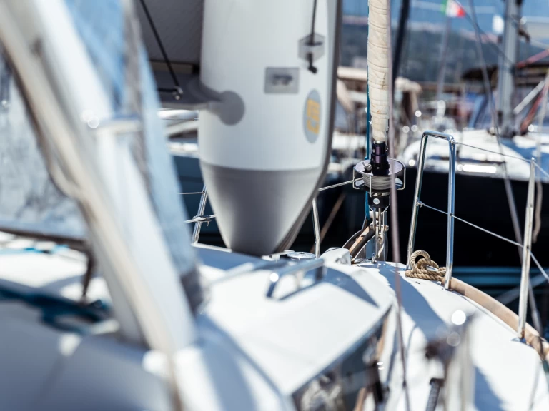 Noleggio barche Bénéteau Oceanis 38 a Olbia su Samboat