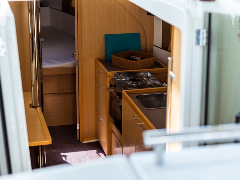 Noleggiare una Bénéteau Oceanis 38 a Olbia