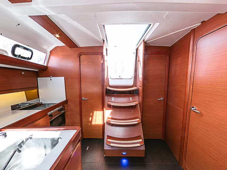 Noleggio barche Dufour Dufour 412 Grand Large a Olbia su Samboat