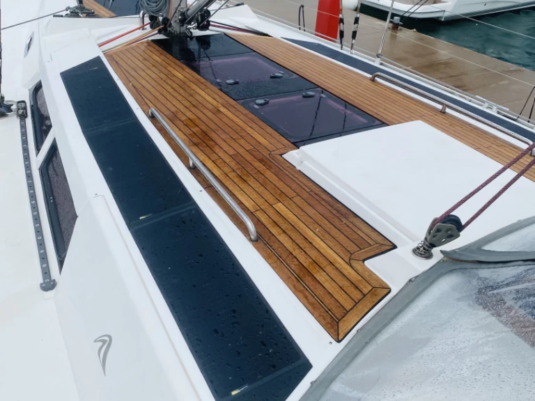 Noleggio barche Pola economico Hanse 430e