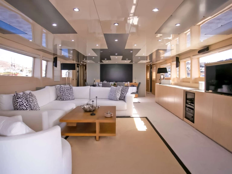 Noleggio Yacht di lusso a Ornós – Baglietto Sofia Y