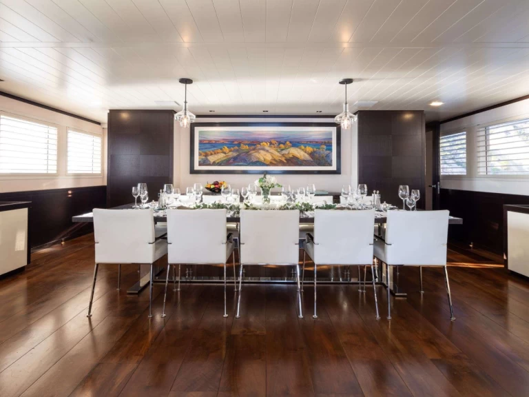 Noleggio Yacht di lusso Feadship con patente nautica