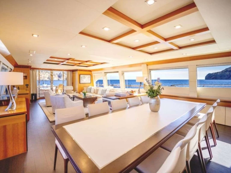 Noleggio Yacht di lusso con o senza skipper Couach a Costa Azzurra