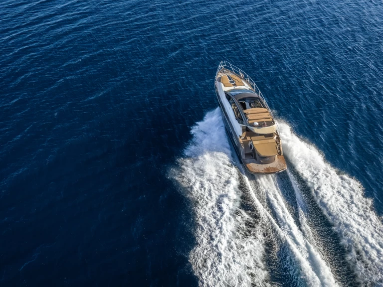 Noleggio a Kaštel Gomilica – Cranchi Cranchi M44 HT su SamBoat