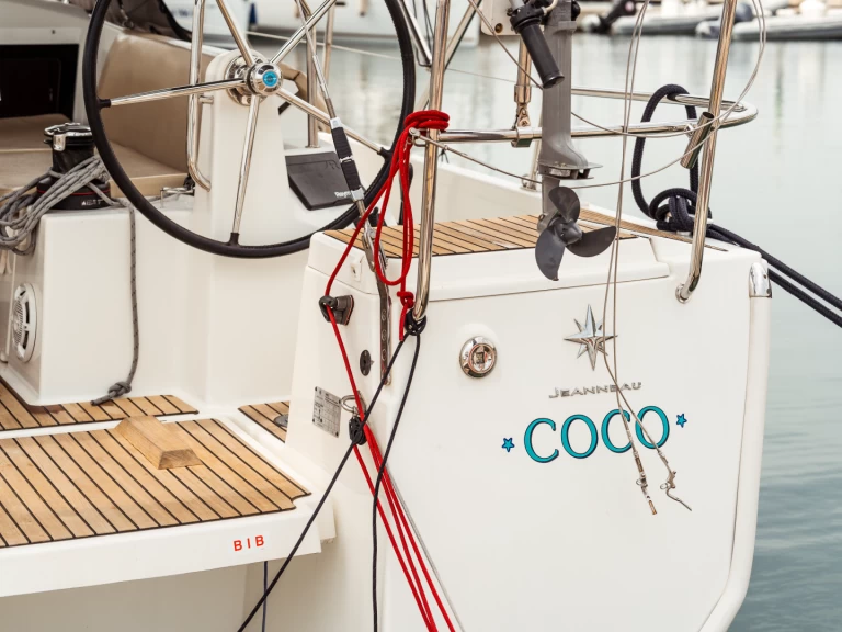 Noleggio barche Jeanneau Sun Odyssey 440 a Olbia su Samboat