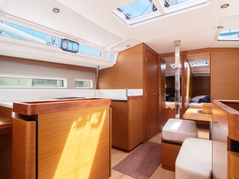 Barca a vela a noleggio a Olbia al miglior prezzo