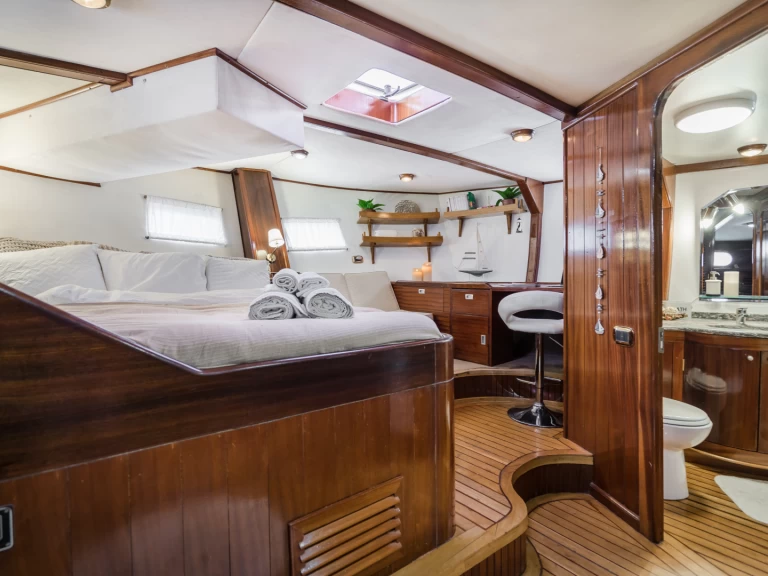 Noleggiare una Agantur Gulet a Ibiza Town