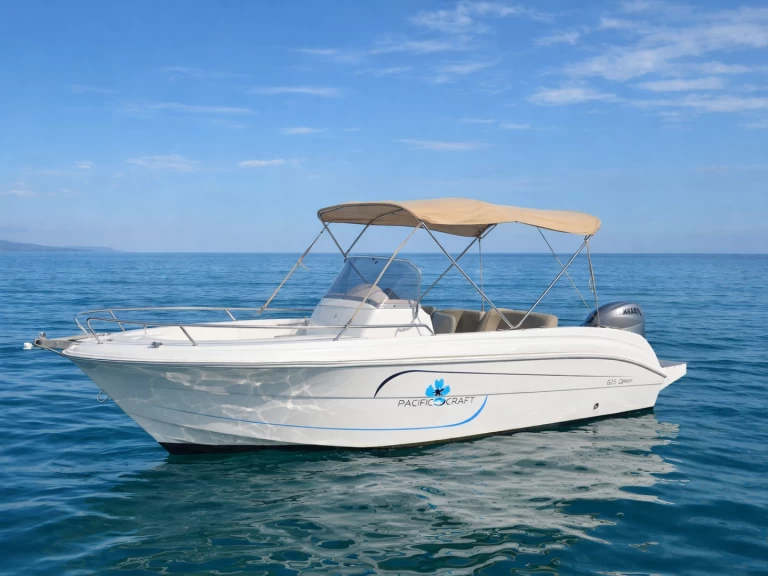 Noleggio Barca a motore con o senza skipper Pacific Craft a Antibes