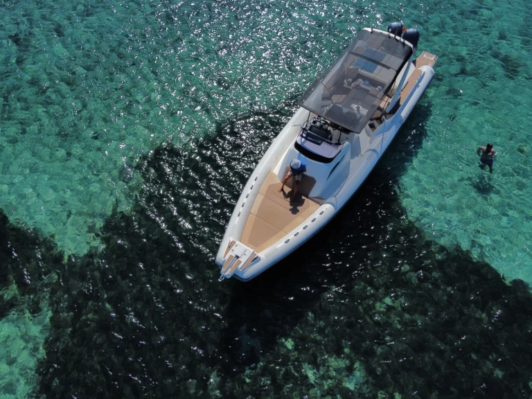 Noleggio barche Capelli Tempest 40 a Santa Eulària des Riu su Samboat