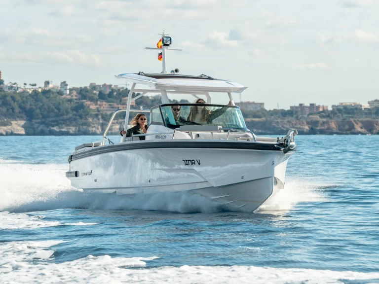 Noleggiare una Axopar 29 Sun Top a Trogir