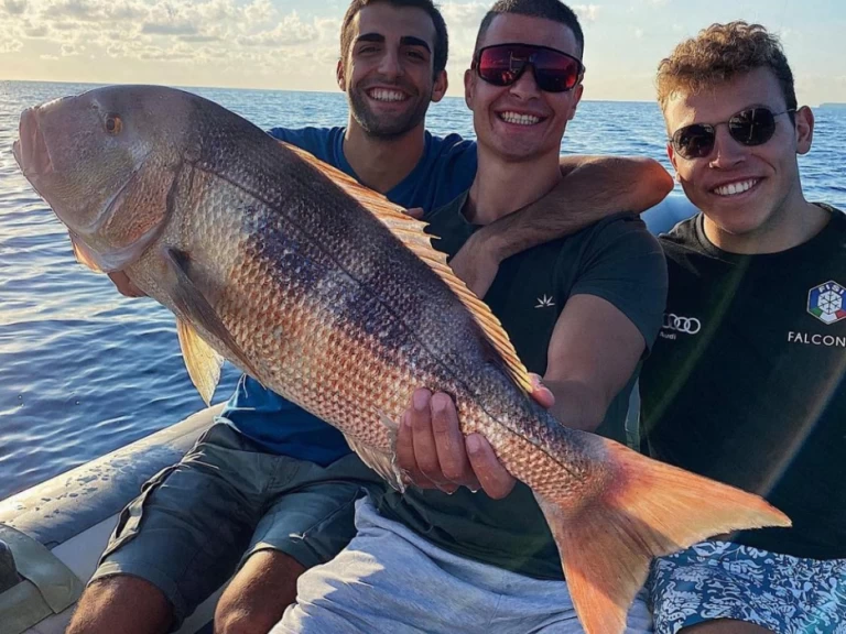 Noleggio Barca a motore Saver 33 con patente nautica