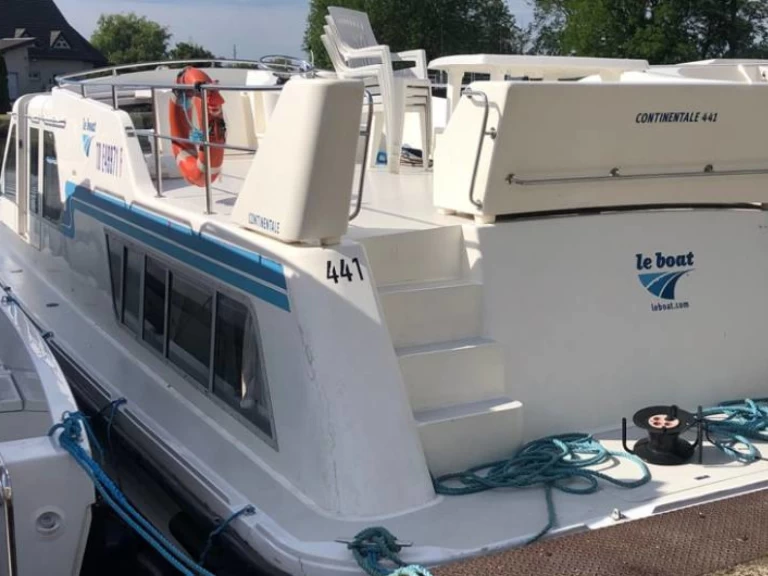 Noleggio Barca a motore a Chertsey – Le Boat Continentale