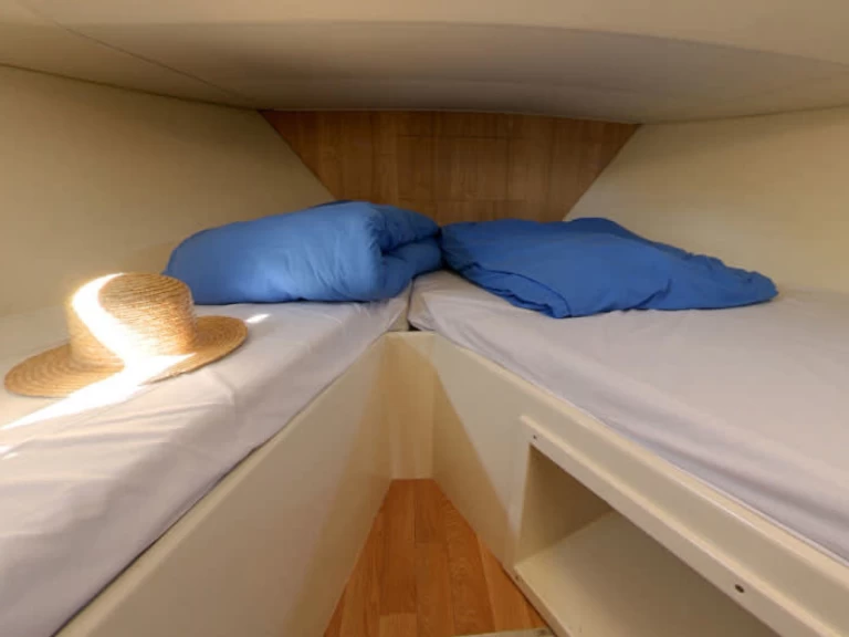 Noleggio Barca a motore a Tannay – Le Boat Elegance