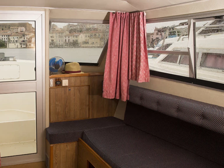 Noleggio Barca a motore con o senza skipper Le Boat a Angoulême