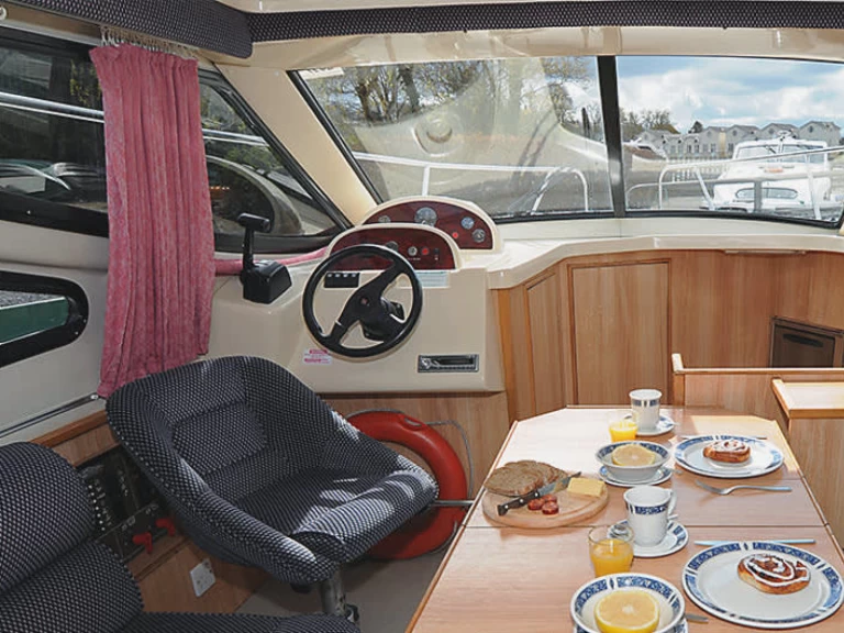 Noleggiare una Le Boat Consul a Rheinsberg