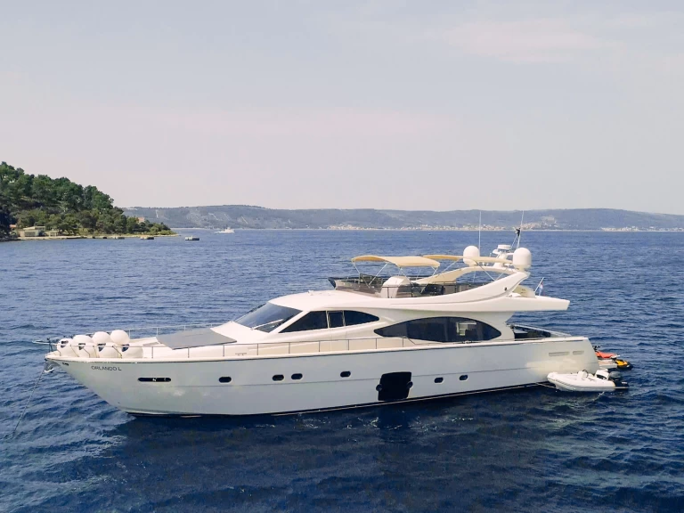 Ferretti Ferretti 780 da affittare a  Spalato