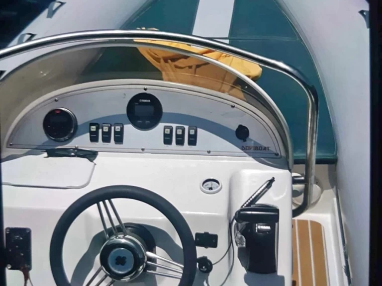 Noleggio Gommone con o senza skipper Davidboat a Vieste