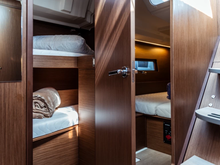 Bénéteau Oceanis 46.1 da affittare a  Olbia