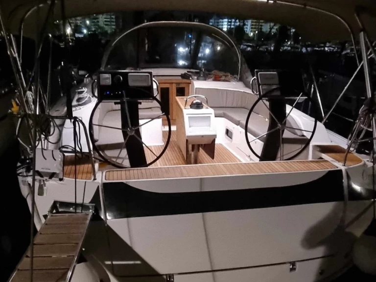 Bavaria Cruiser 51 da affittare a  Skiathos