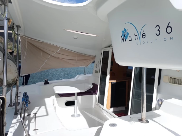Noleggio Catamarano Fountaine Pajot con patente nautica