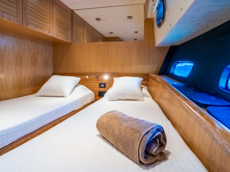 Noleggio barche  Motoryacht C9 a Ragusa (Dubrovnik) su Samboat