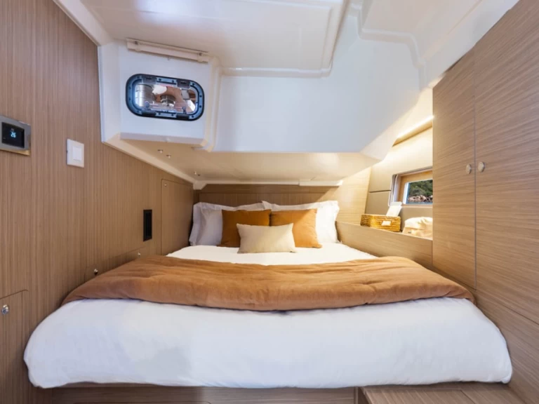 Bénéteau Oceanis 47 da affittare a  Cugnana Verde