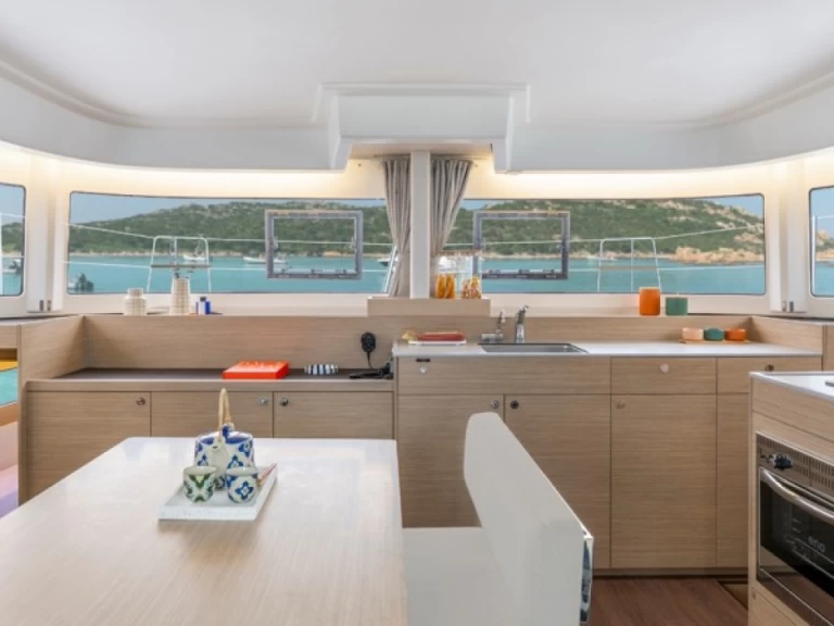 Noleggiare una Lagoon Lagoon 38 - 4cab a Cugnana Verde