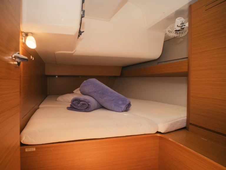 Noleggio Barca a vela con o senza skipper Dufour a Olbia