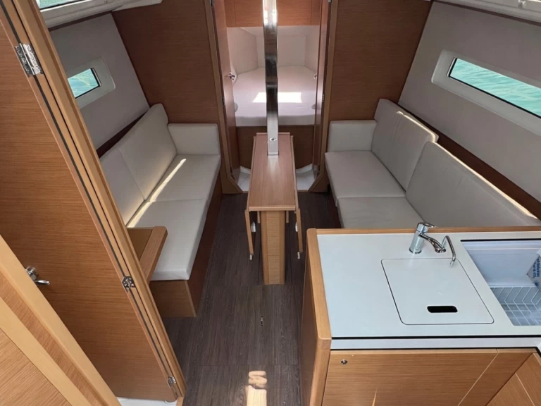 Barca a vela a noleggio a Nettuno al miglior prezzo