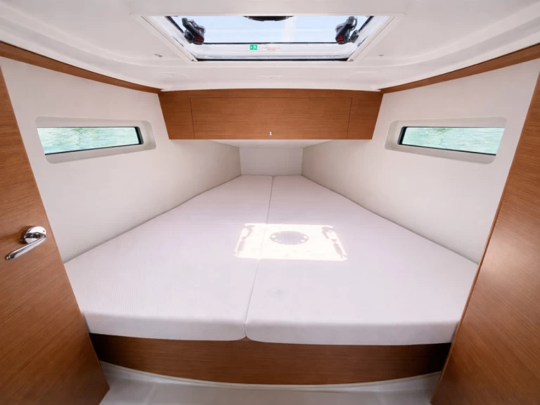 Noleggio a Nettuno – Jeanneau Sun Odyssey 350 su SamBoat