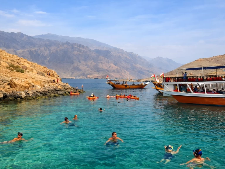 Noleggiare una Custom Made custom a Khasab