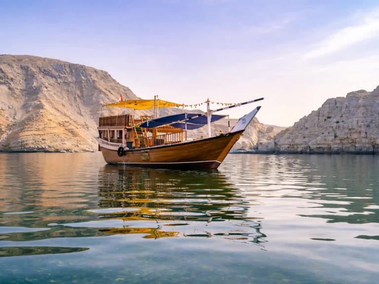 Noleggio barche Khasab economico custom