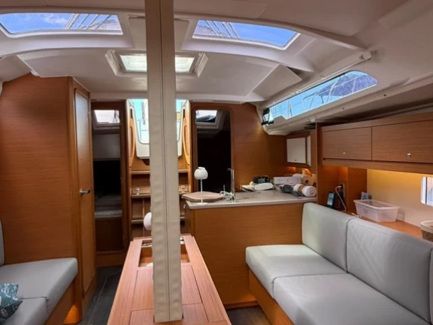 Noleggio Barca a vela con o senza skipper Dufour a Castellammare del Golfo