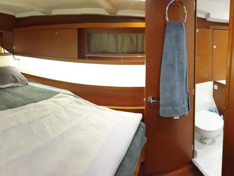 Noleggio Barca a vela Bénéteau con patente nautica